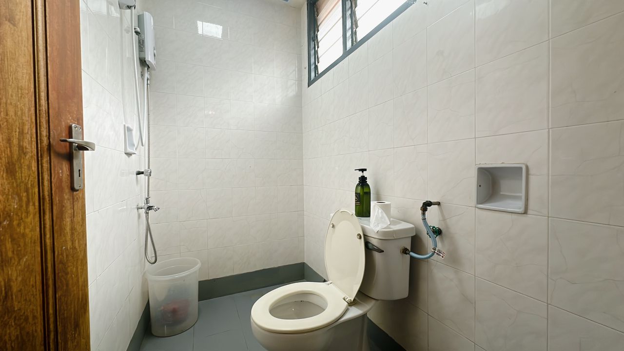 Toilet