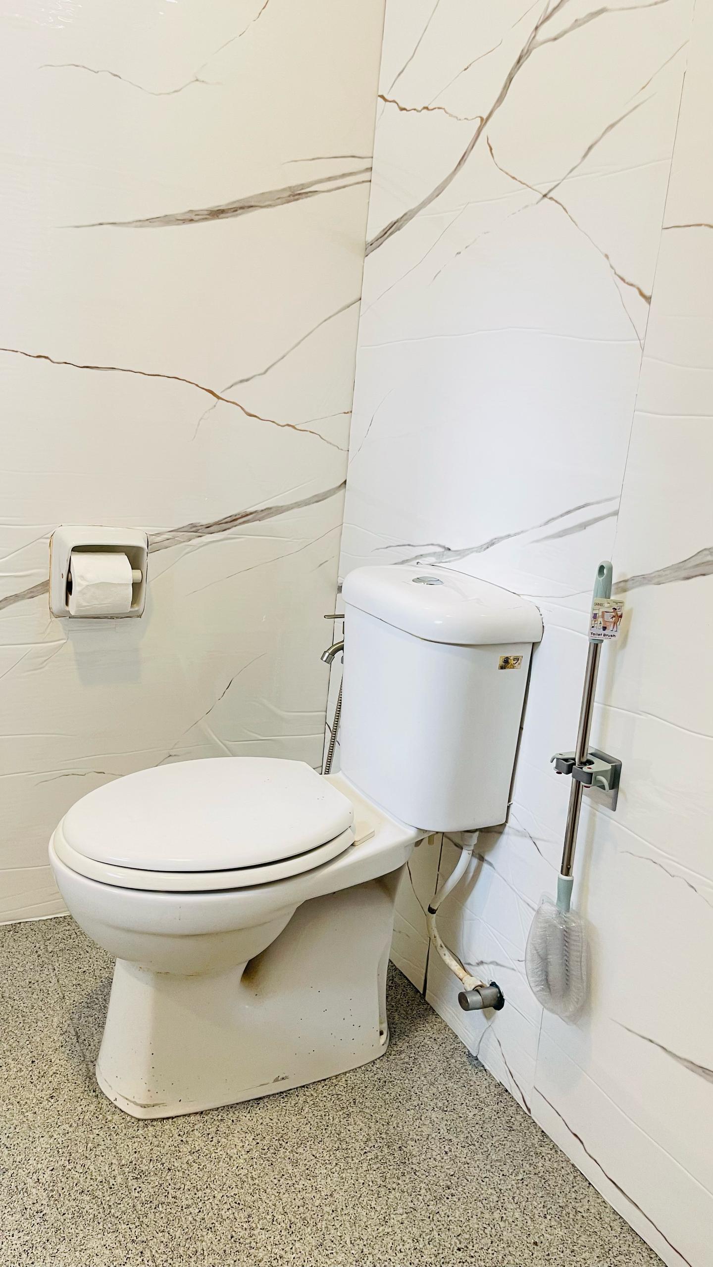 Toilet
