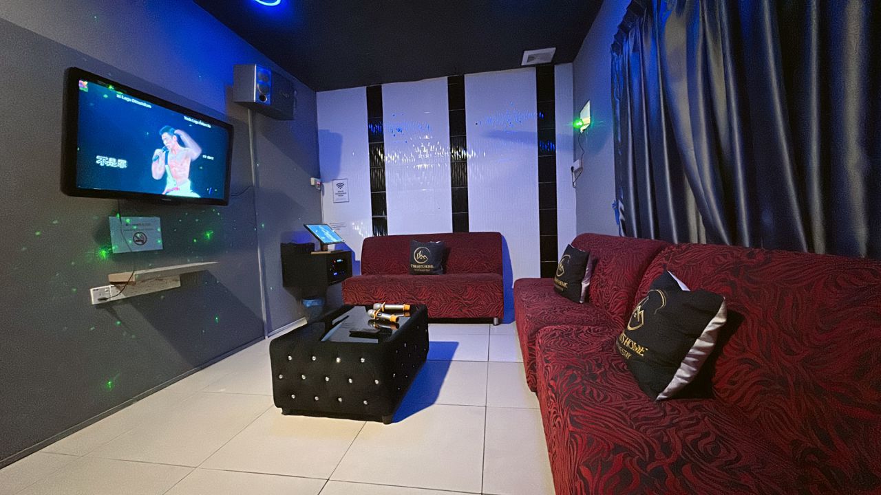 Karaoke Room